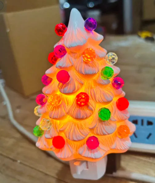 Christmas Tree Dim Light